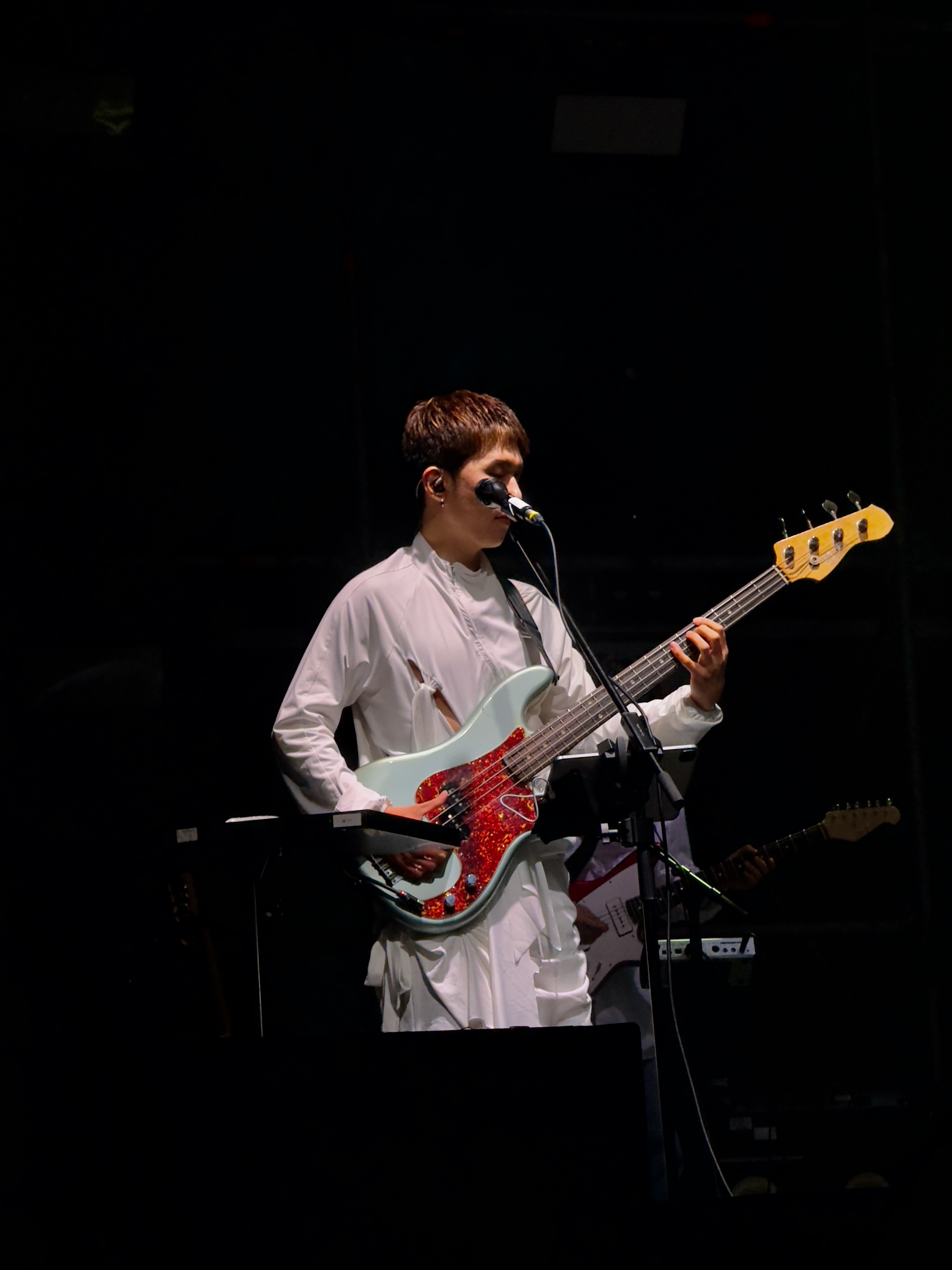 〈별친구 신인류: 빛의 차고에서 온 편지들〉 (1)